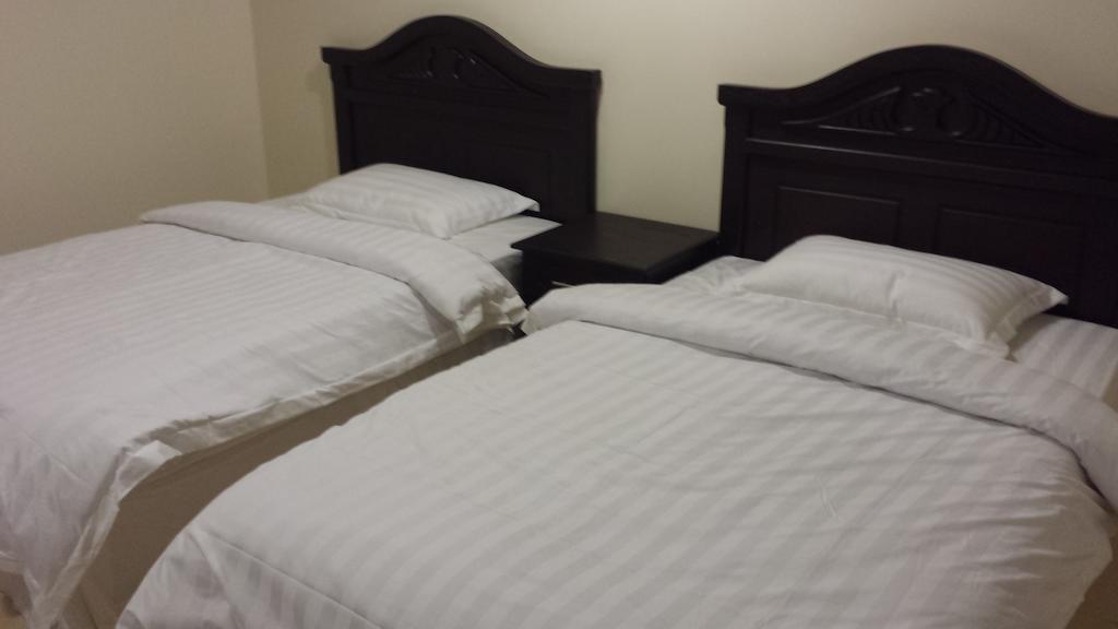 برج سلطانة للوحدات السكنية شهري Buraidah Habitación foto
