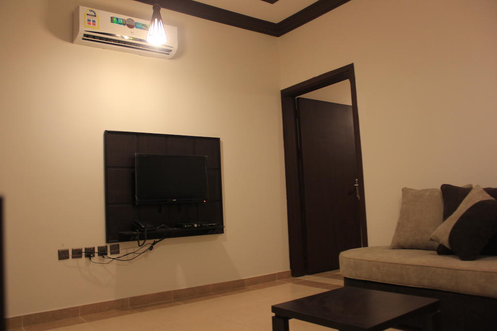 برج سلطانة للوحدات السكنية شهري Buraidah Habitación foto